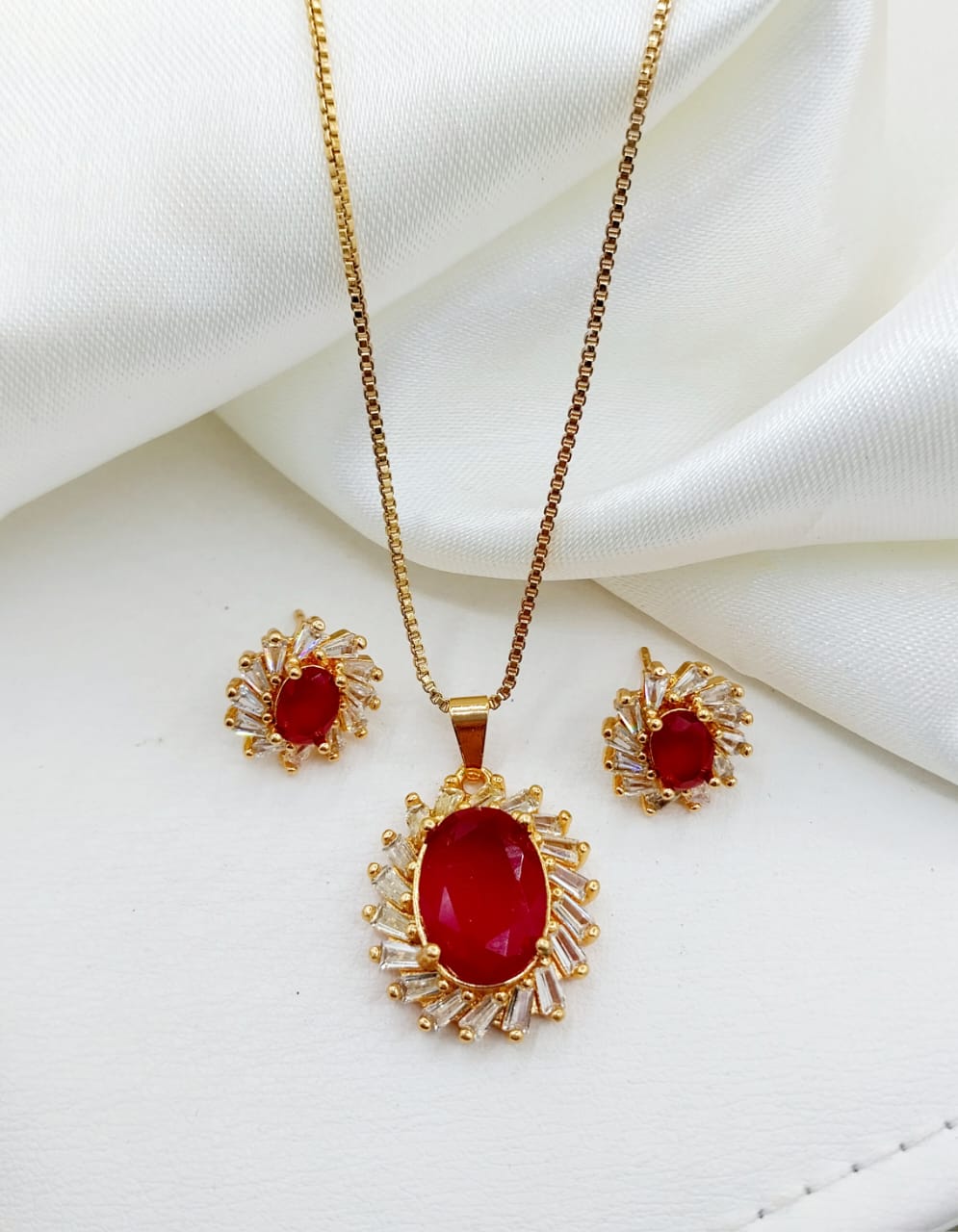 LOCKET SET | WITH STONE | PREMIUM DESIGN | IMITATION JEWELRY |